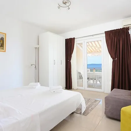 By The Sea Mavarstica, Ciovo - 18651 Trogir